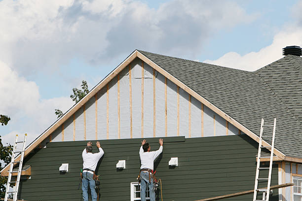 Professional Siding Repair technician working in Leesville, OH